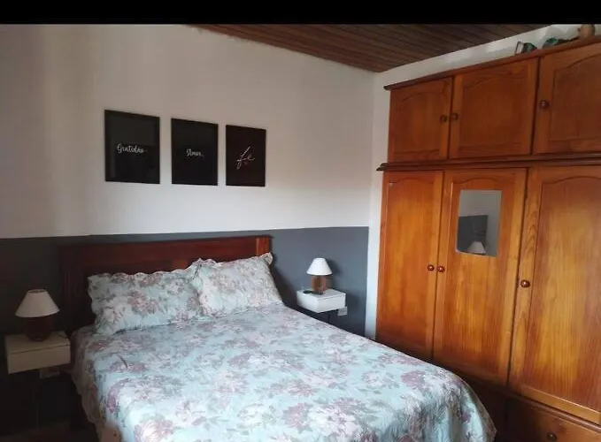 Casa Temporada Da Cris Vila Paraty, Brasil