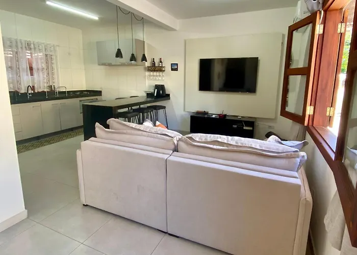 Casa Climatizada-2km centro Histórico Vila Paraty, Brasil