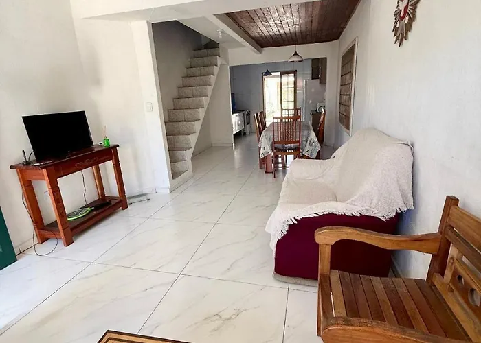 Casa Completa Av Roberto Da Silveira Vila Paraty, Brasil